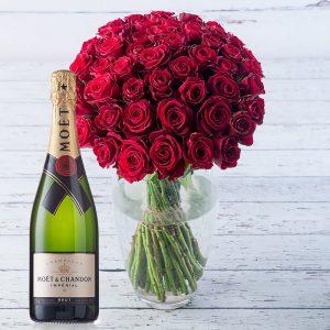 Romantic rose flowers, a bouquet of roses, beautiful bouquet of roses, flowers in Kenya, buy fresh flowers online