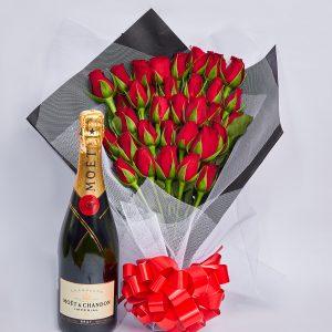 romantic red roses bouquet, red roses bouquet and champagne, i love you red roses, flower delivery in Muthaiga, fresh flowers delivery