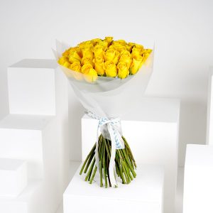 bouquet of yellow roses, send roses, yellow roses for valentine's day, flowers in Nairobi, valentines day delivery