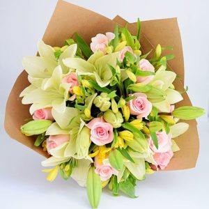 thank you bouquet of flowers, thank you flowers Kenya, thank you flowers near me, thank you flowers same day delivery, flower delivery in Rosslyn Riviera