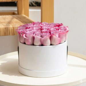 Mother's day hat box delivery Nairobi from Rwanda, Rwanda to Nairobi mother's day flower box, Order hat box roses Nairobi from Rwanda, Premium flower box Nairobi mother's day Rwanda, Gift flower box Nairobi from Rwanda